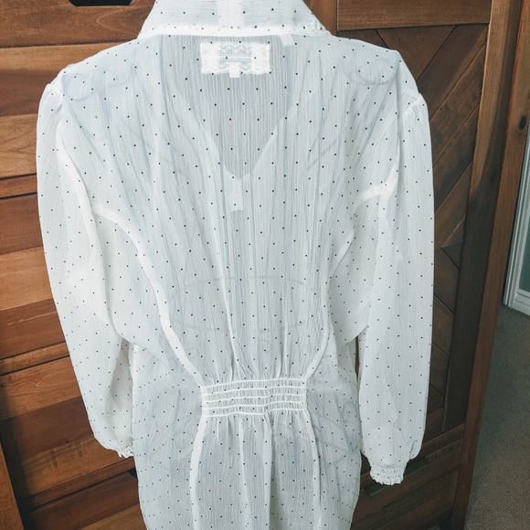 Guess tie front button down sheer shirt - Picture 2 of 8